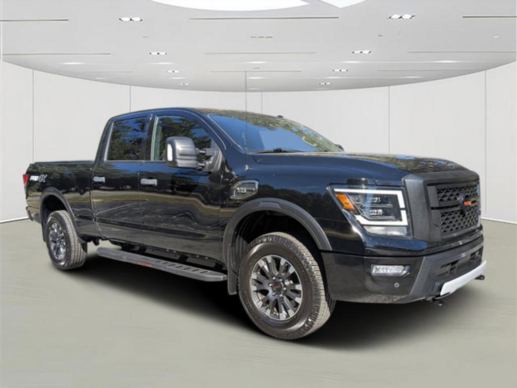 2021 Nissan Titan XD Pro-4X's photo