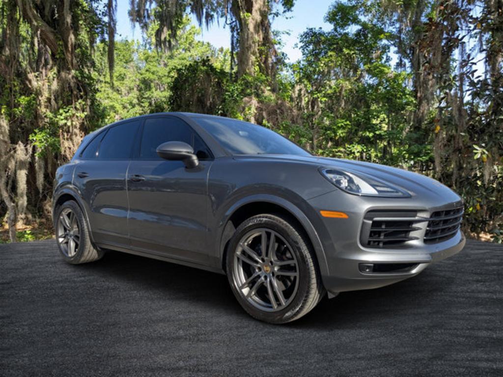 2020 Porsche Cayenne Base's photo