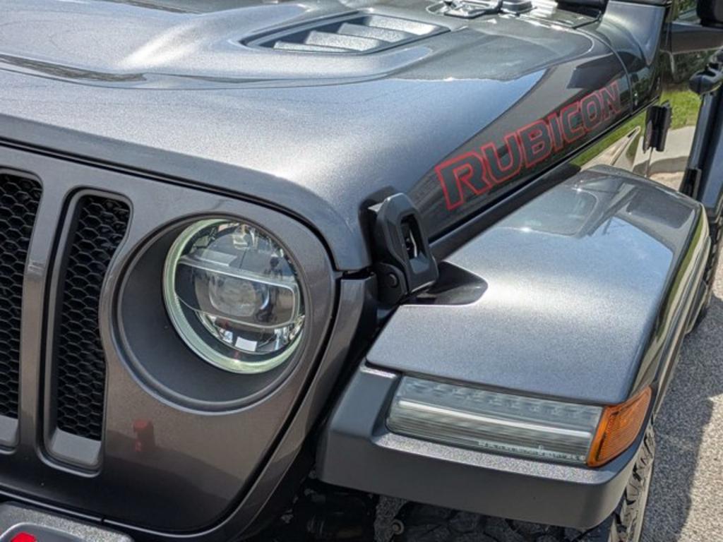 Jeep Wrangler photo 10
