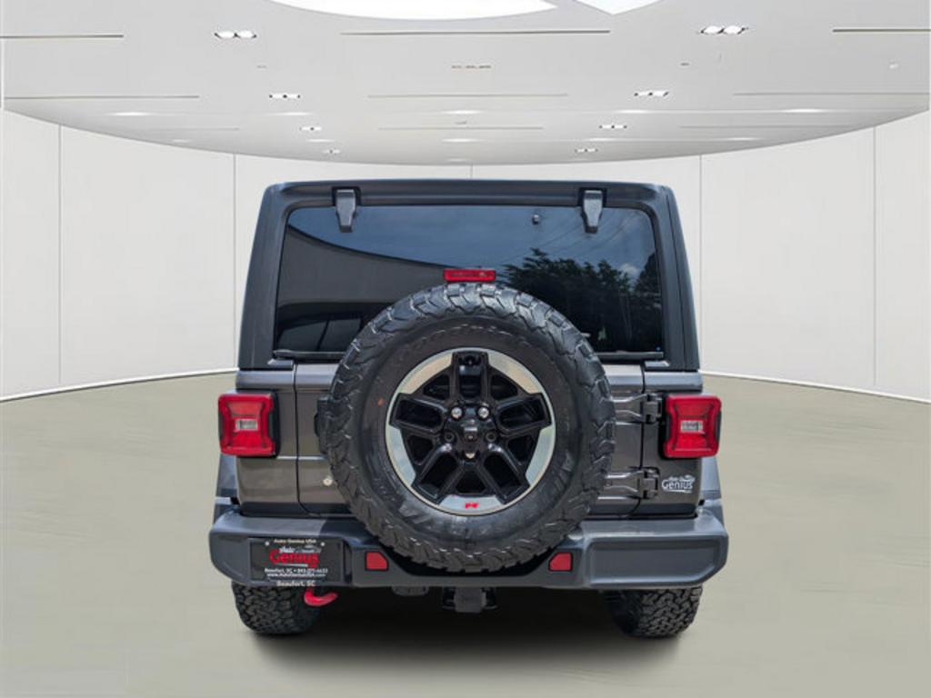Jeep Wrangler photo 4