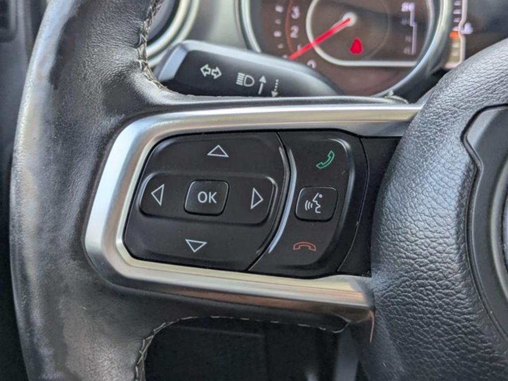 Jeep Wrangler photo 25