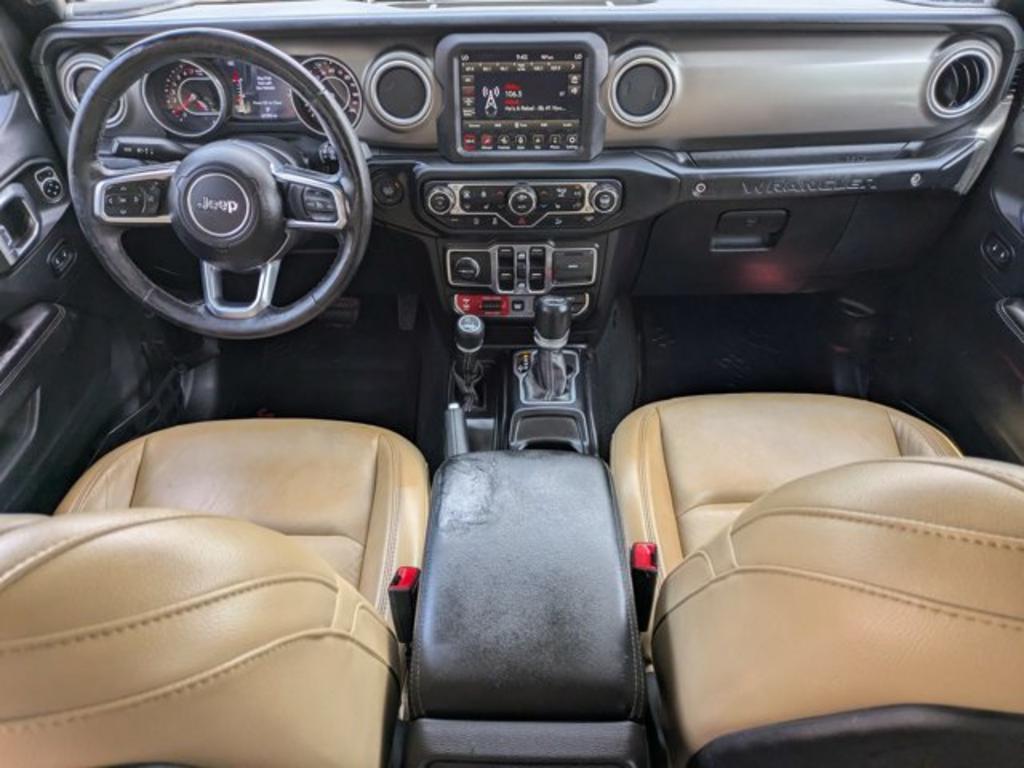 Jeep Wrangler photo 14