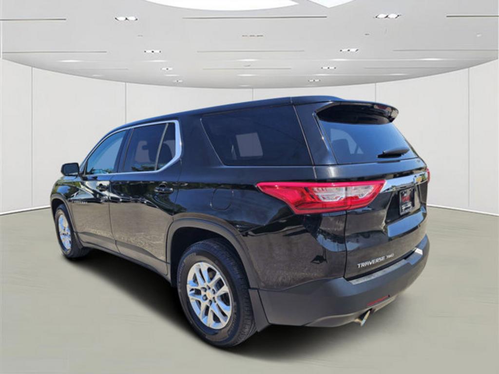 Chevrolet Traverse photo 5