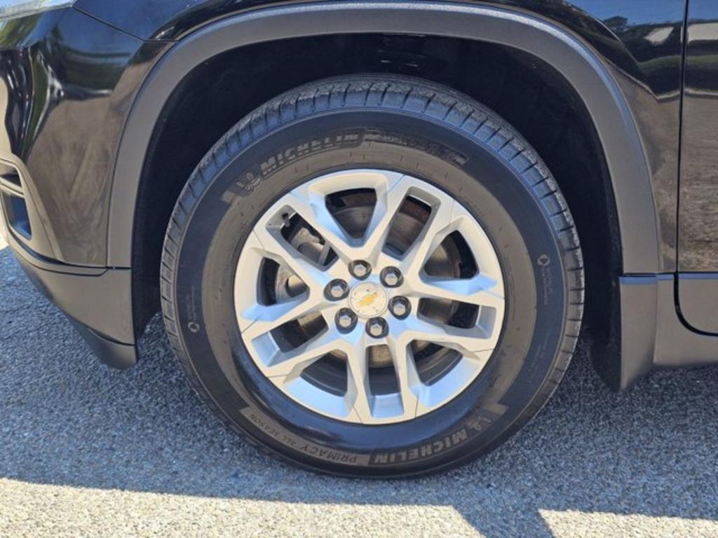 Chevrolet Traverse photo 11
