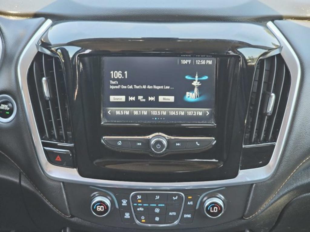 Chevrolet Traverse photo 16