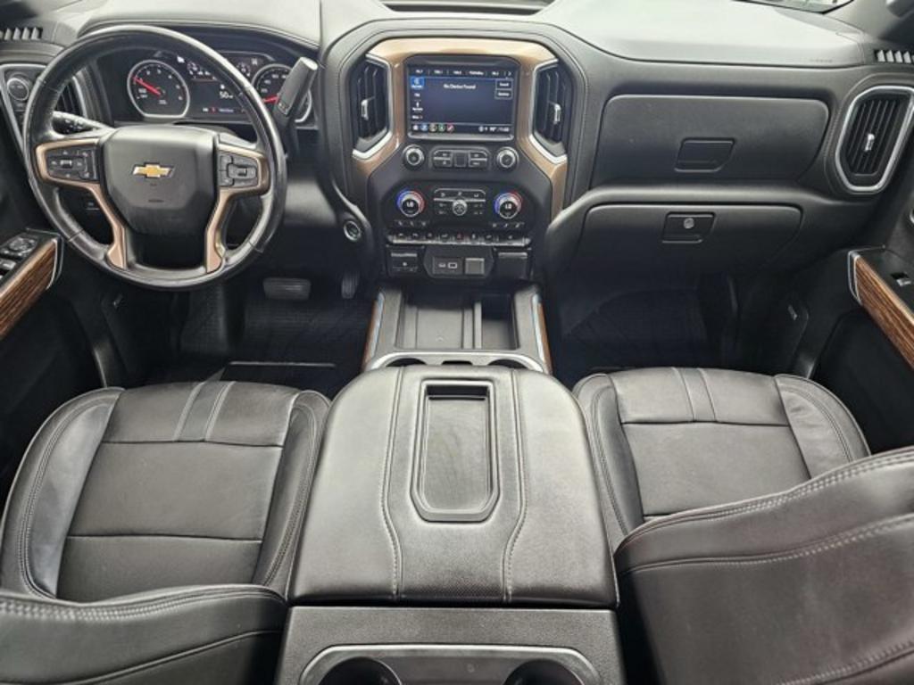 Chevrolet Silverado photo 14