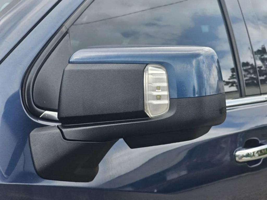Chevrolet Silverado photo 10