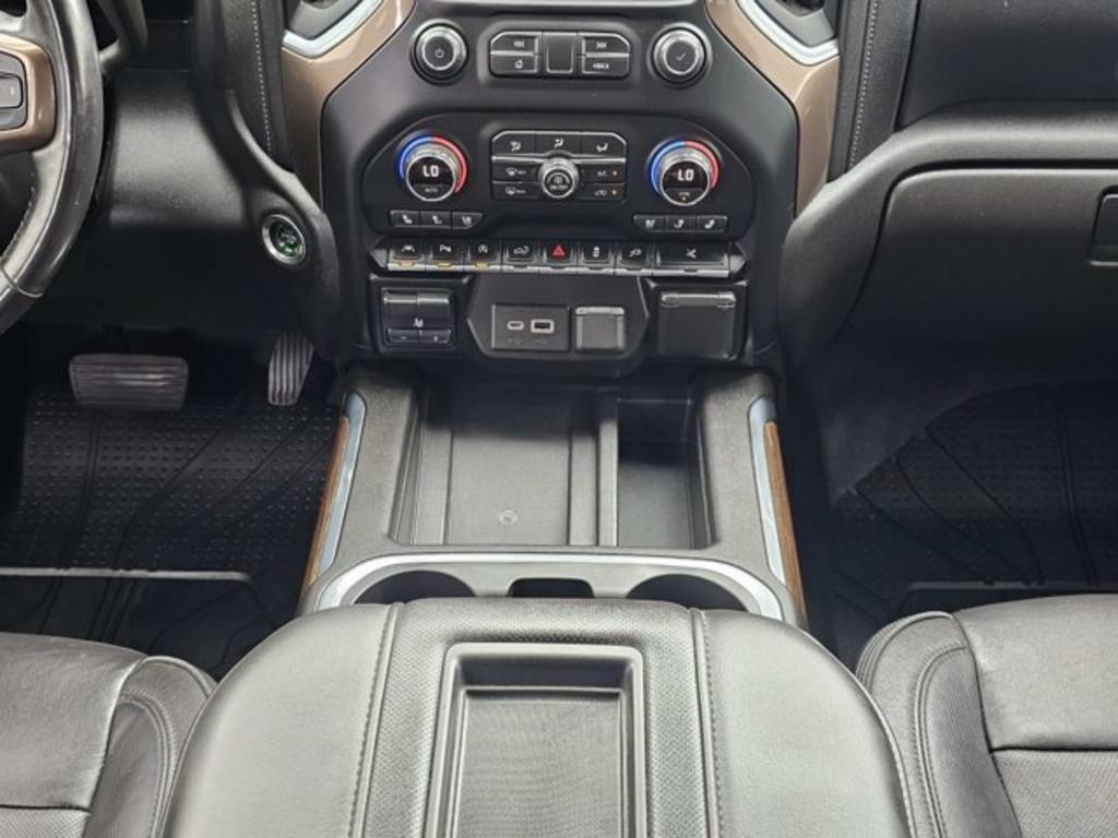 Chevrolet Silverado photo 18
