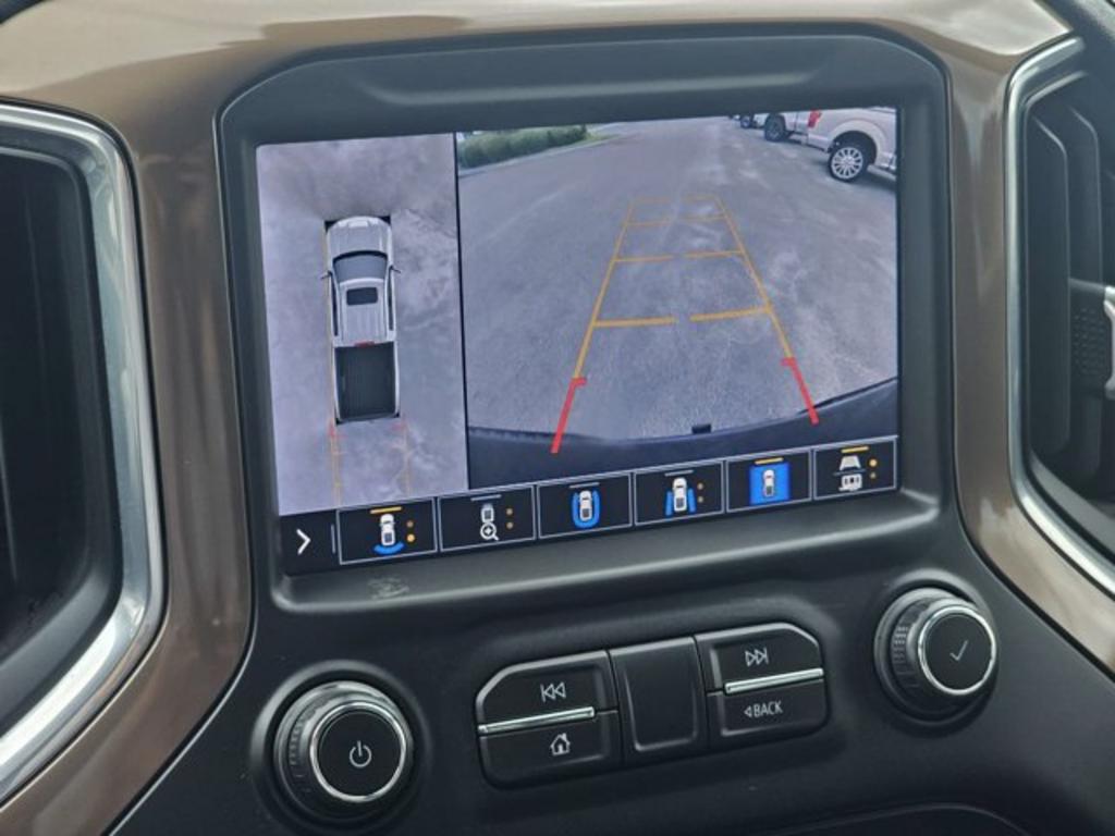 Chevrolet Silverado photo 21