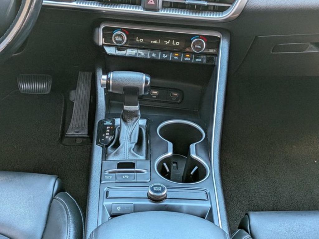 Kia K5 photo 17