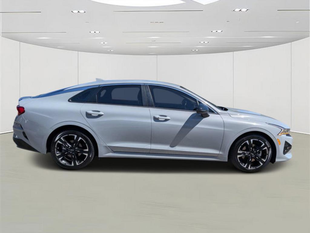Kia K5 photo 2