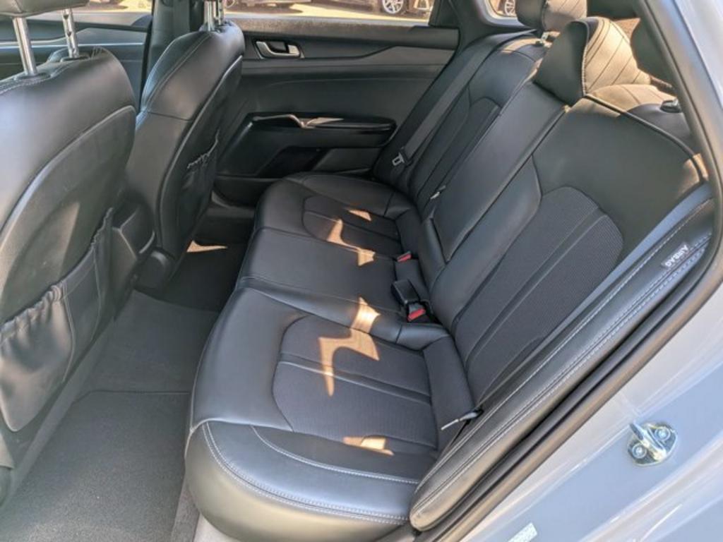 Kia K5 photo 12