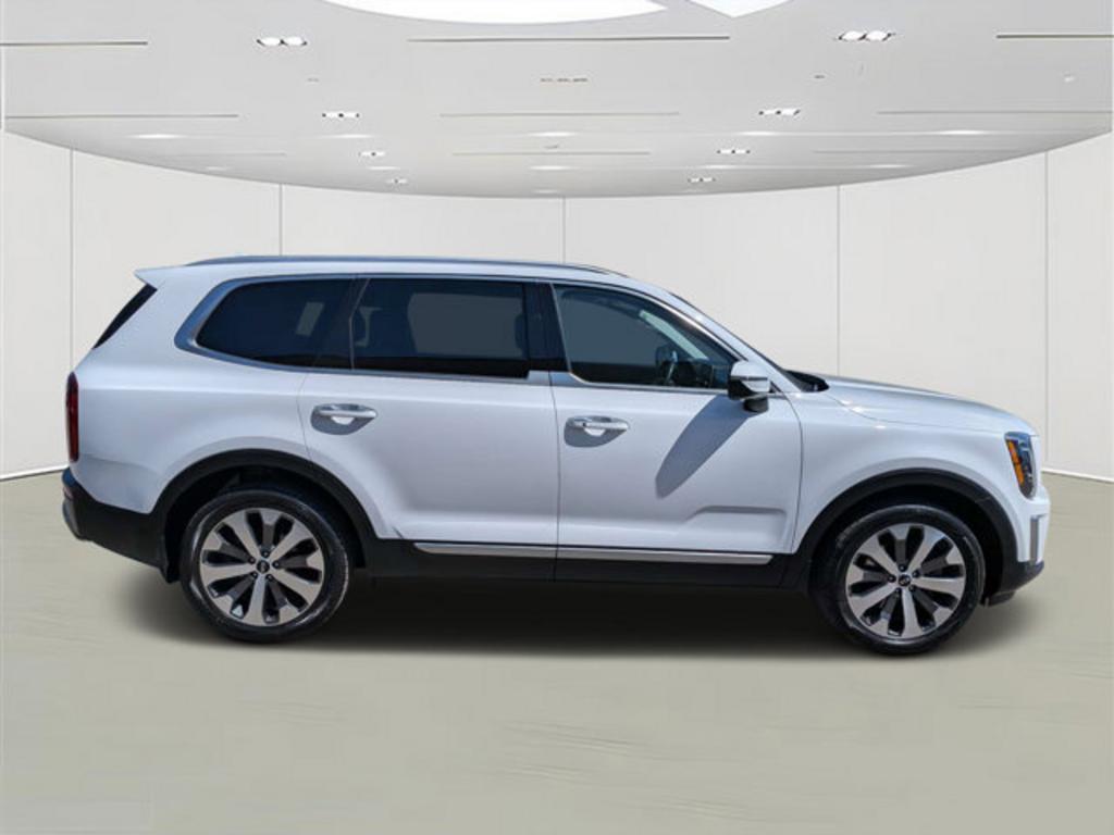 Kia Telluride photo 2