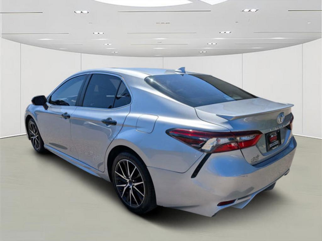 Toyota Camry photo 5