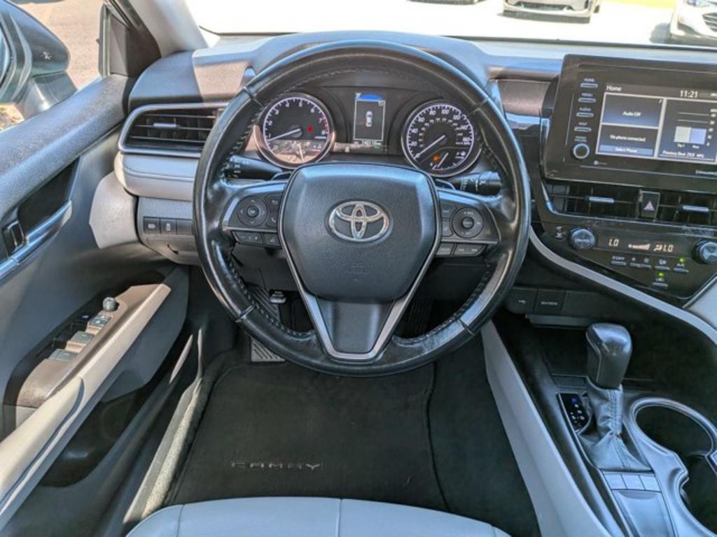 Toyota Camry photo 14