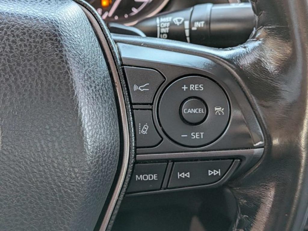 Toyota Camry photo 23